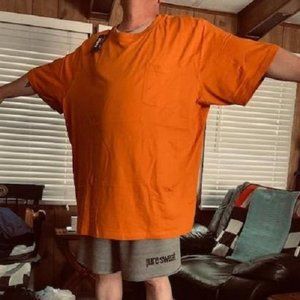 7X BIG POCKET T-SHIRT RUST COLOR NEW WITH TAGS 7XB
